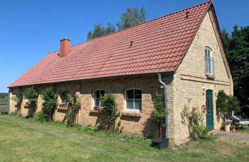 Dobbertin House | Vacation farm Dobbin: Vacation cottage