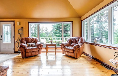 Val Morin Ski Chalet | Vacation Getaway in Nature