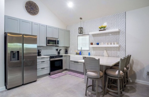 Granite Shoals House | Vacation Getaway with this 3/2 bedroom house in Granite Shoals with lake access
