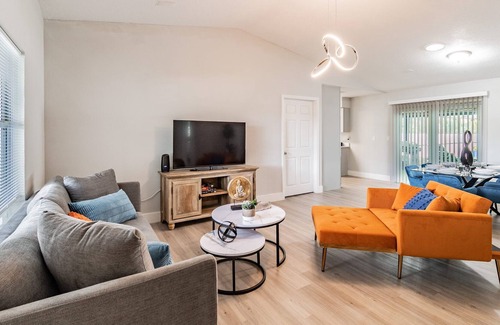 Citrus Park House | Vacation House W/Pool in the heart of Tampa Bay