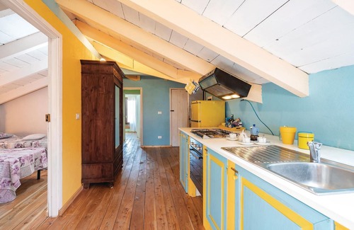 Castelnuovo Calcea House | Vacation home with pool and panoramic views of the Monferrato vineyards that reach the Alps.