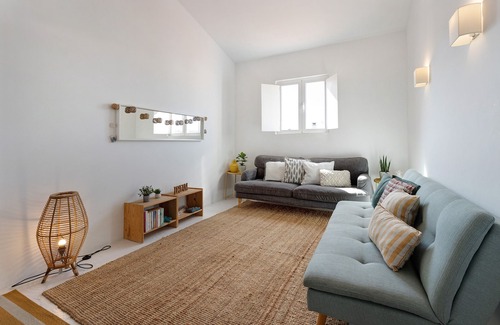 Igreja Nova House | Vacation Home "A Casa Dos Amigos" with Private Garden & Wi-Fi