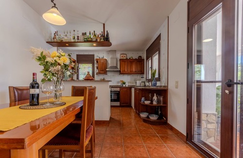 L'Ampolla House | Vacation home Alicia by Interhome