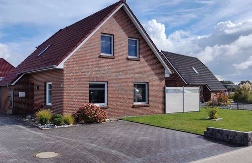 Wangerland House | Vacation home at the Wangermeer, 3 bedrooms up to 8 pers. charging station/wallbox