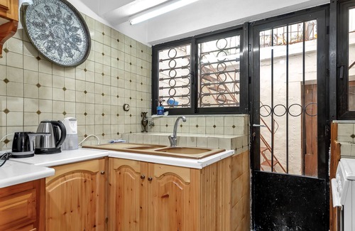 Vonitsa House | Vacation Home "Barba Panais' House" with Balcony & Sea View