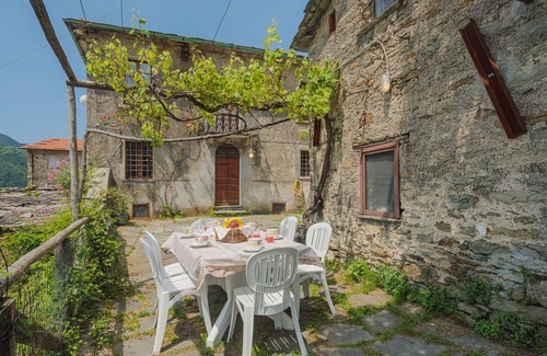 Stazzema House | Vacation home Bianca by Interhome