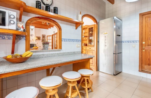 Selva House | Vacation Home "Can Roseta" with Mountain View, Garden, Pool, Terraces & Wi-Fi