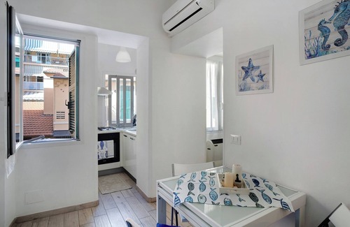 Imperia Apartment | Vacation Home Casa di Ali with Wi-Fi & A/C