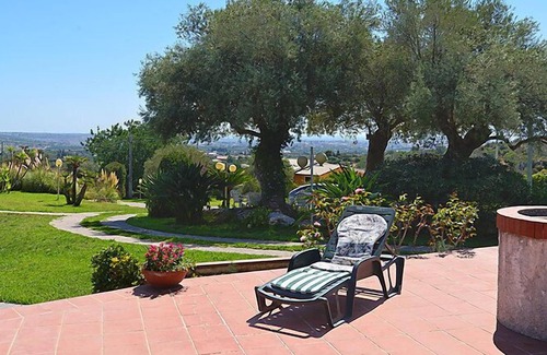 Solarino House | Vacation home Casa in Floridia - 4 persons, 2 bedrooms