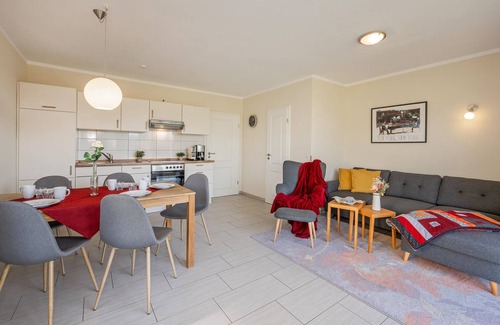 Korswandt House | Vacation home Sonne 6c - two bathrooms and terrace