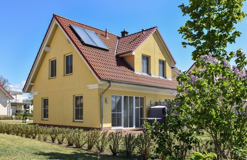 Korswandt House | Vacation home Sonne 6c - two bathrooms and terrace