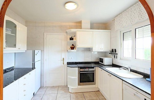 L'Ampolla House | Vacation home Dirk by Interhome