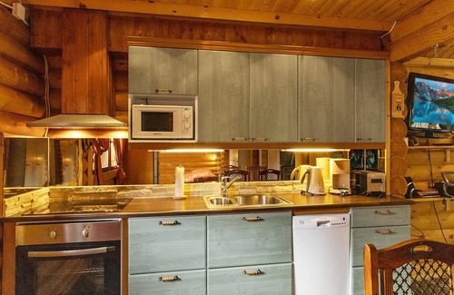 Lampivaara House | Vacation home Eepilä by Interhome