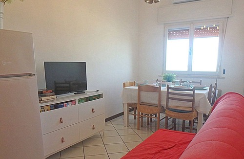 Lido di Pomposa Apartment | Vacation home front and sea view with beach service and covered parking.