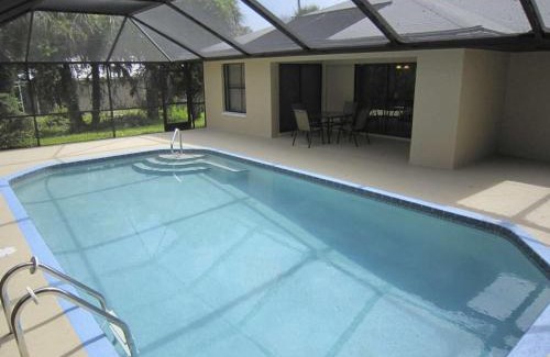 Joel House | Vacation Home Falcon