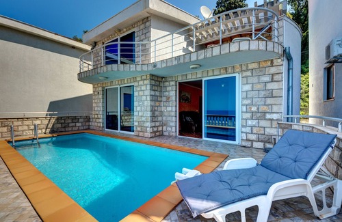 Utjeha House | Vacation home for 8 guests with 232m² in Kruče (265330)