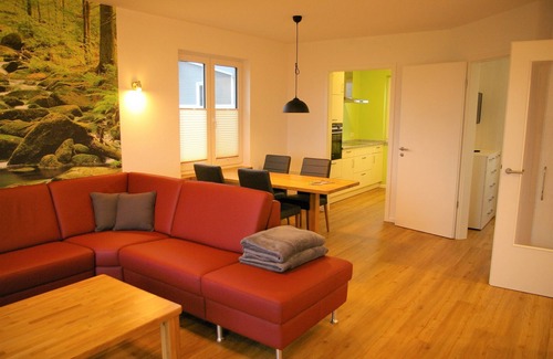 Klein Wittensee House | Vacation home H (77 m²) with lake view for up to 4 people