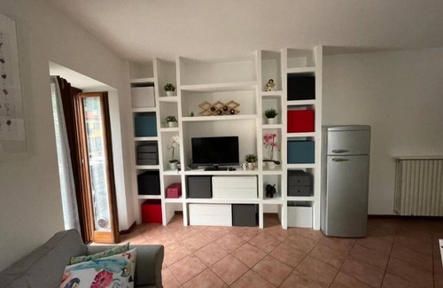 Omegna Apartment | Vacation home IL GALLO - Lake view apartment with Jacuzzi