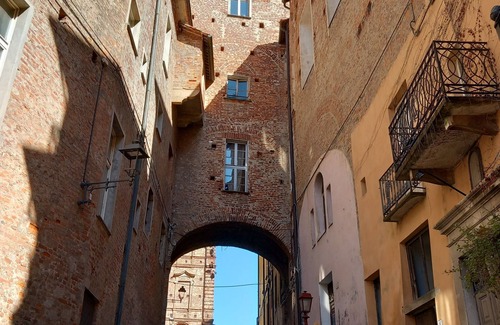 Mondovi Apartment | Vacation home in the historic center, suitable for families