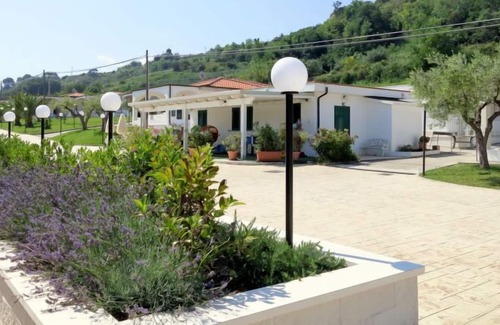 Torino di Sangro House | Vacation home Villagio Miramare in Torino di Sangro - 4 persons, 2 bedrooms