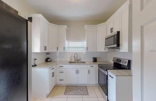 Tampa House | Vacation home just 3 minutes drive to Tampa Riverwalk