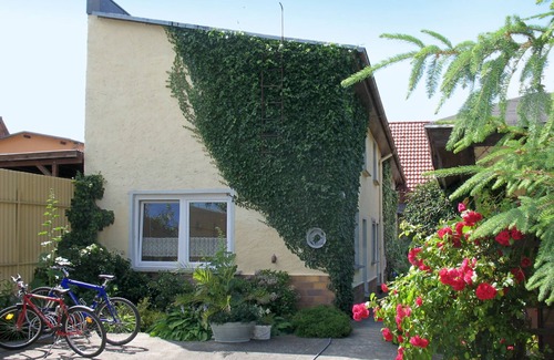 Garz/Rugen House | Vacation home Kaiser by Interhome