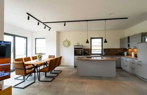 Dreschvitz House | Vacation home Kranichblick with sauna, gas fireplace and house ventilation