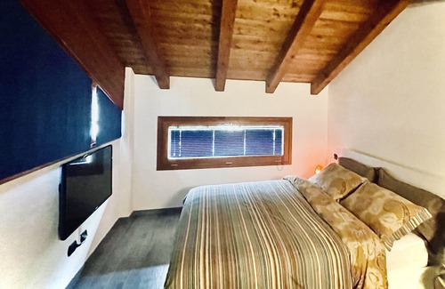 Nus House | Vacation Home 'La Sellerie' with Mountain View & Wi-Fi