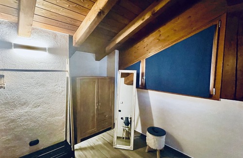 Nus House | Vacation Home 'La Sellerie' with Mountain View & Wi-Fi