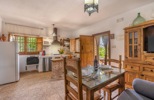 Orgiva House | Vacation Home "La Terrera" with Mountain View, Private Pool & Wi-Fi