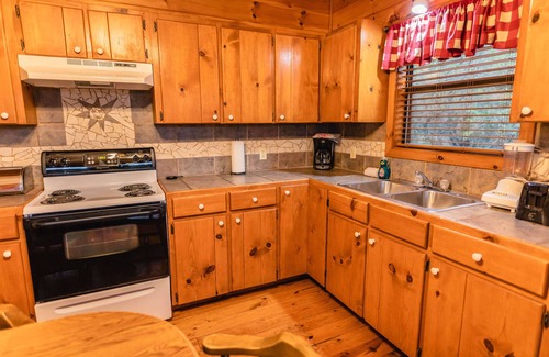 Concan House | Vacation Home located in Canyon Oaks Subdivision in Concan.