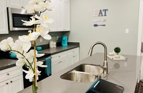Saint Claude House | VACATION HOME MINUTES AWAY FROM FQ & SUPER DOME -Afterpay friendly