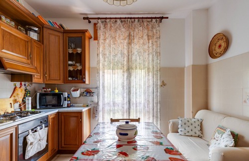 Modolo House | Vacation Home "Modolo House Grande" with Private Garden, 2 Balconies & A/C