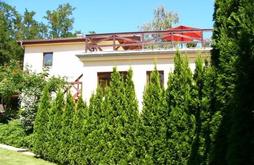 Szentendrei Villa | Vacation home near Budapest, ideal for Hungaroring