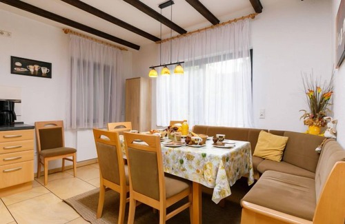 Neeberg House | Vacation home Petra by Interhome