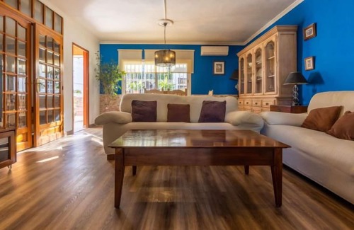 Tamarit House | Vacation home Ripolles in Torredembarra - 8 persons, 4 bedrooms
