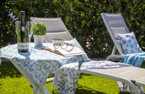 Castelsardo House | Vacation Home "Villa Frarò" with Sea View, Private Terrace & Wi-Fi
