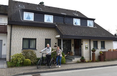 Bad Sassendorf Apartment | Vacation home with a large balcony