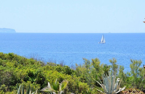 Vallgornera House | Vacation home with pool by the sea with 4 bedrooms for 7 people WIFI FREE