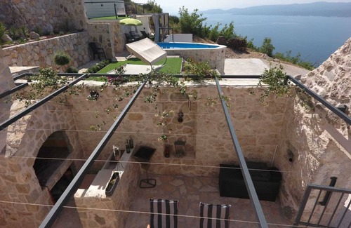 Stanici House | Vacation home with sea view, stone house, pool, secluded location