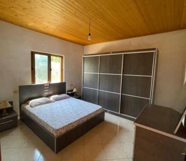 Mbrostar-Urë House | vacation house