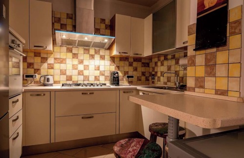 Pegli Apartment | Vacation House Genoa Pegli - car parking - 2 steps from the sea