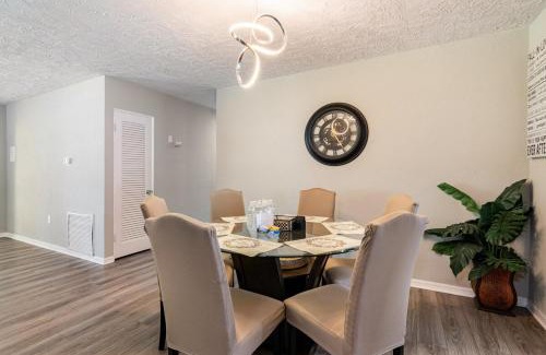 South Bradenton House | Vacation House with Heated Pool in Bradenton!