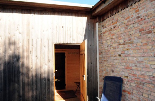 Vogelsang-Warsin Apartment | Vacation in a historic atmosphere, close to the beach with sauna and large garden