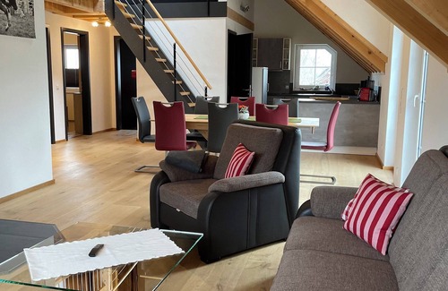 Holzschlag Apartment | Vacation loft, 100 sqm, 2 bedrooms, 1 open bedroom, balcony and terrace, max. 6 persons
