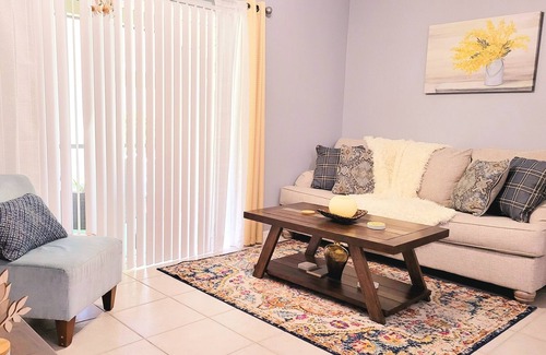 County Line Coalition House | π Vacation Oasis ~ Boho Style π