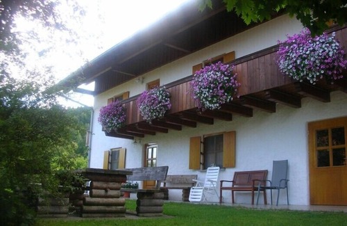 Pilgramsberg Apartment | Vacation on a bio-farm with a dog - quiet and relaxation in the Bavarian Forest