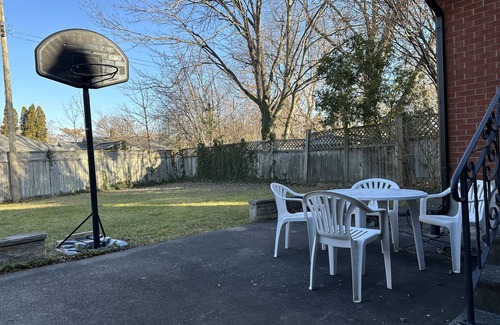 Glenridge House | Vacation Paradise,minutes away from Niagara Falls,Welland Canals,Port Dalhousie