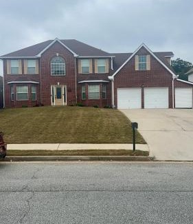 Jonesboro House | Vacation Paradise In Jonesboro