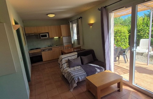 Tourrettes Apartment | Vacation residence with garden and 2 swimming pools. Ideal for summer vacations.
